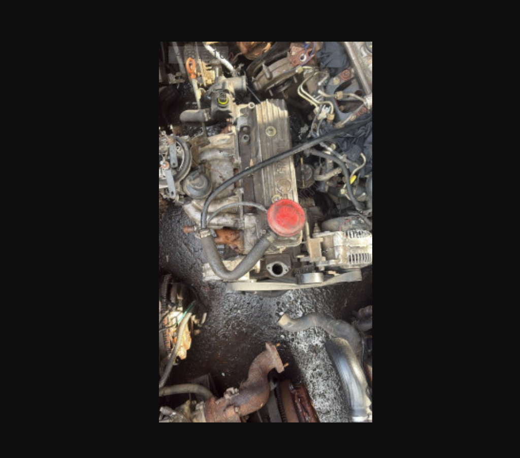 Skoda pikap KOMPLE ÇIKMA MOTOR